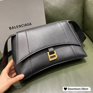 balenciaga women's downtown small shoulder bag #b671353