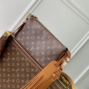 lv louis vuitton pochette accessoire xl #m11623