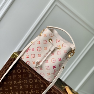 lv louis vuitton neonoe bb bag #m24649