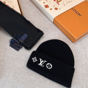 9A+ quality lv louis vuitton headline beanie