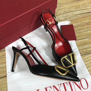 valentino vlogo signature slingback pump shoes