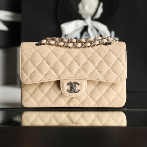 chanel 23cm classic flap bag