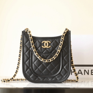 chanel hobo bag