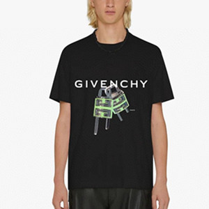 givenchy 4g lock slim fit t-shirt