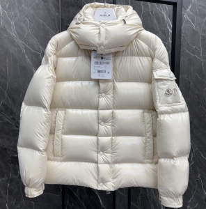 moncler moncler maya 70 short down jacket