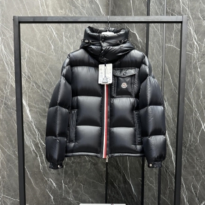 moncler montbeliard short down jacket