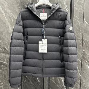 moncler men's chambeyron short down jacket