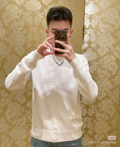 dolce & gabbana wool round-neck sweater with dg logo