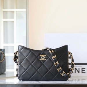 chanel hobo handbag