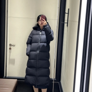 moncler women's arredoun long down jacket